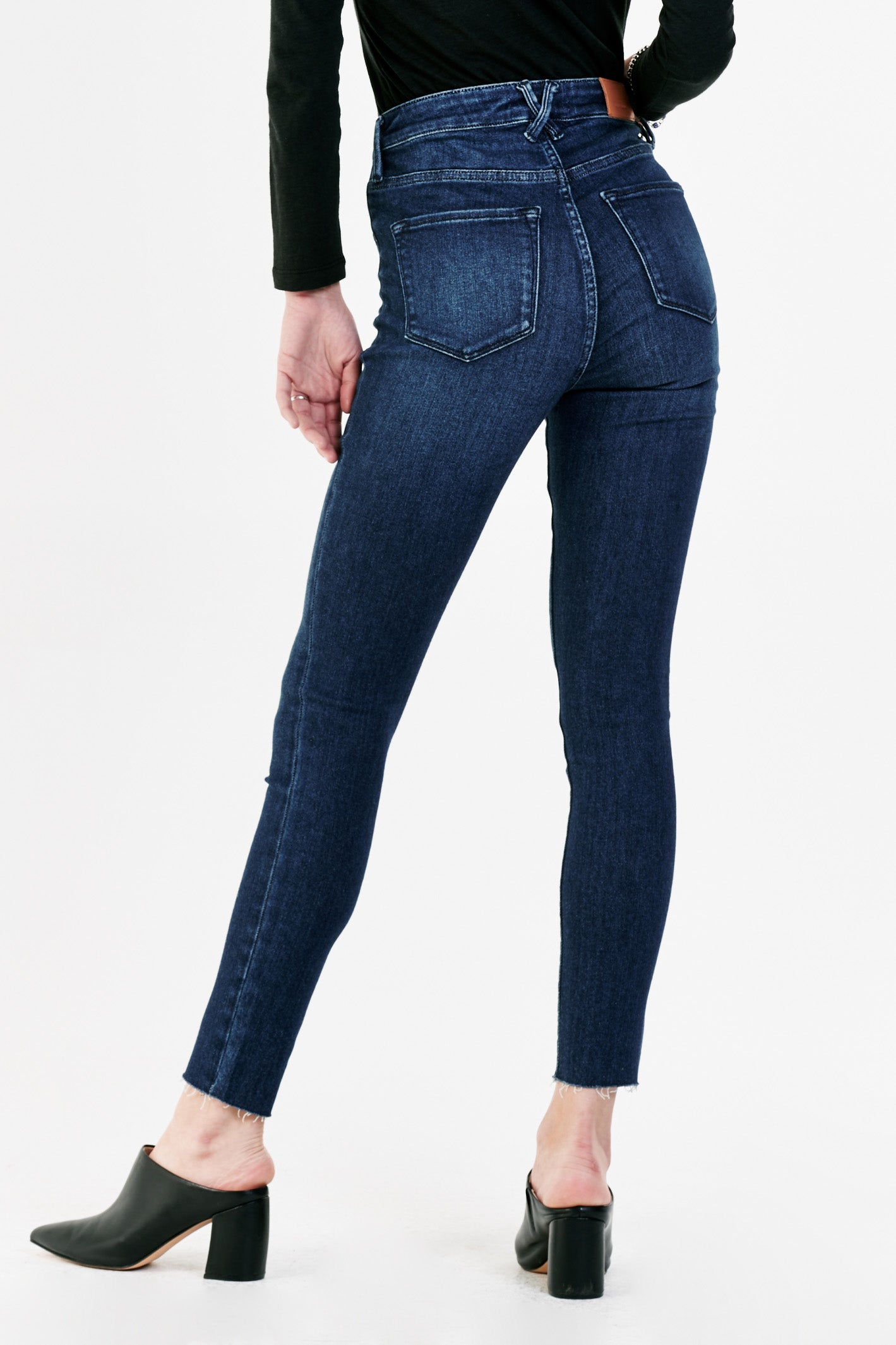 OLIVIA HIGH RISE JEAN By Dear John