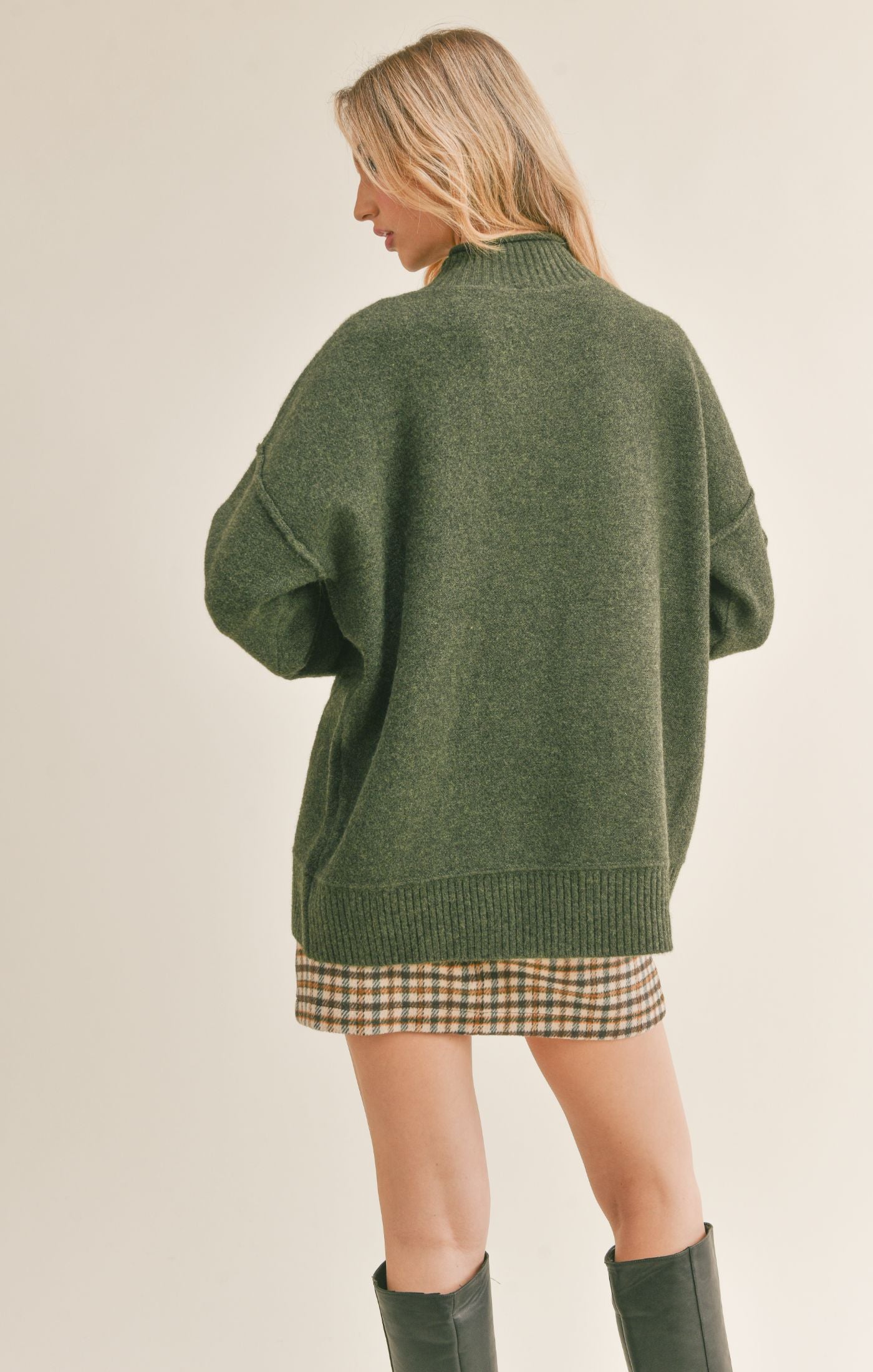 WISTERIA SWEATER